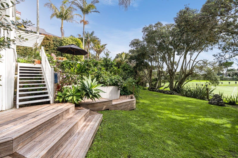 21 Glen Road, Stanley Point, Auckland - Carousel 2