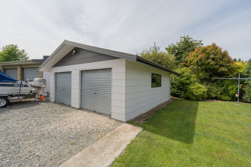 19 Henry Street, Te Anau, Te Anau - Carousel 2