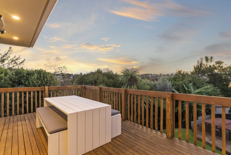 7 Addis Place, Shelly Park, Auckland - Carousel 2