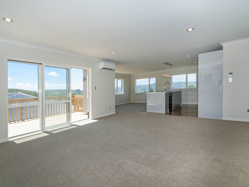 12 Tara Place, Belmont, Lower Hutt - Carousel 2