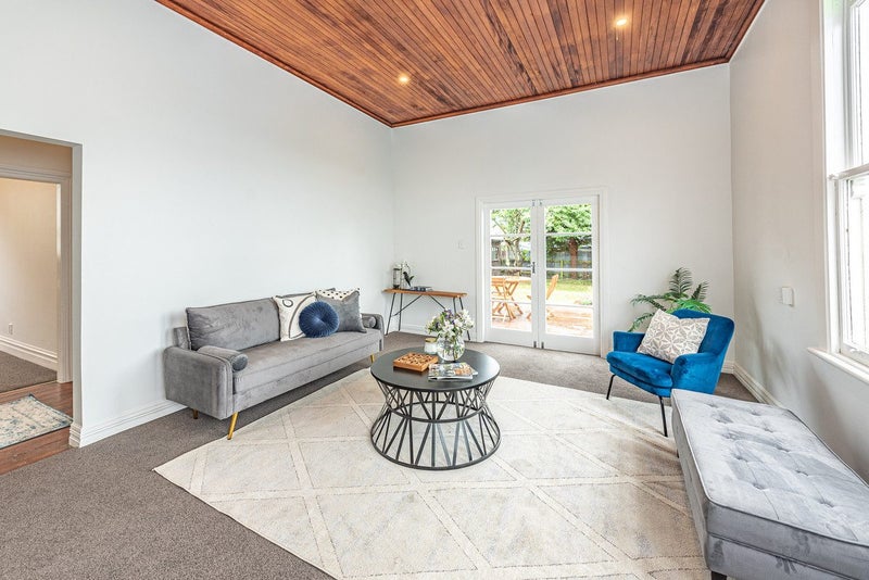 2 Alma Road, Gonville, Whanganui - Carousel 2