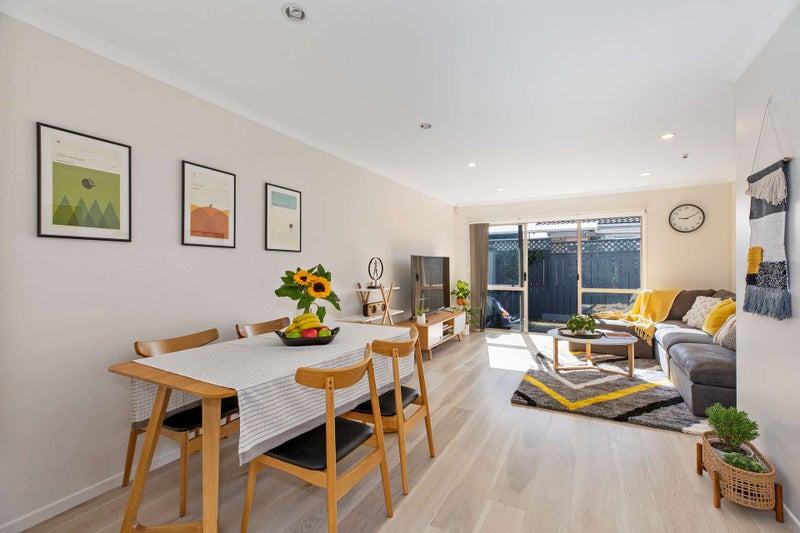 24L Mount Smart Road, Royal Oak, Auckland - Carousel 2