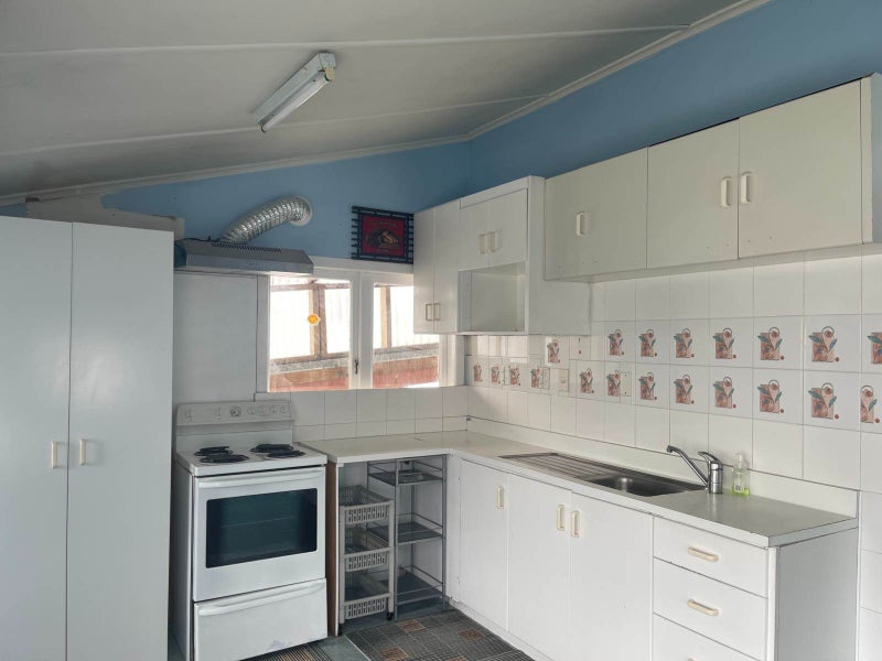 1/31 St Leonards Road, Kelston, Auckland - Carousel 2