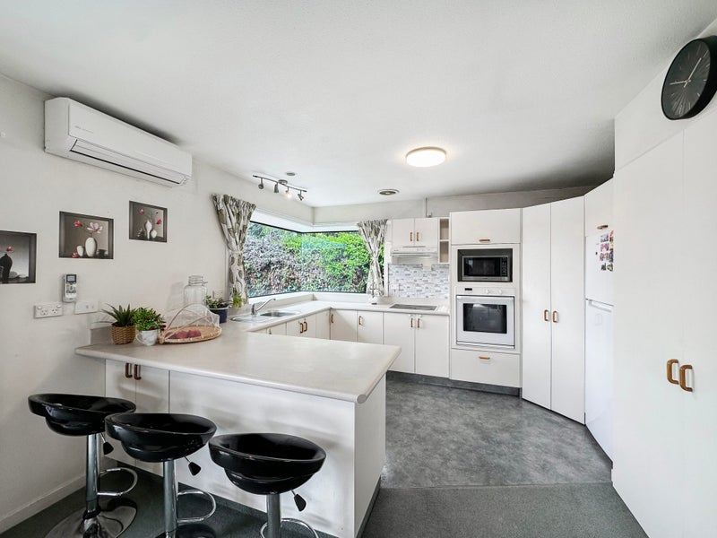 2/41 Amyes Road, Hornby, Christchurch - Carousel 2