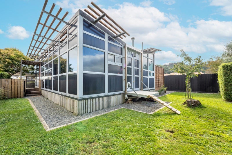 9A NORRIS GR, TAITA, LOWER HUTT - Carousel 2
