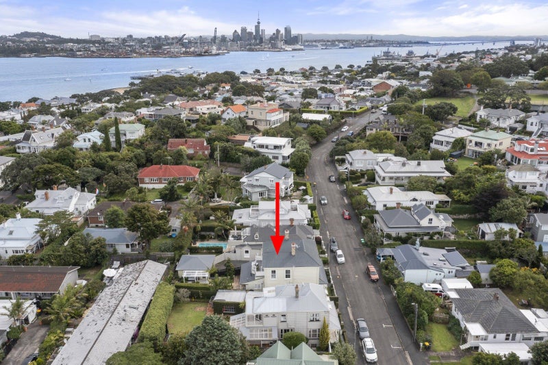 3 Kerr Street, Devonport, Auckland - Carousel 23