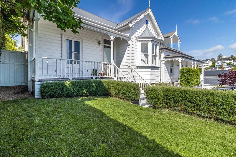 2 Hackett Street, Saint Marys Bay, Auckland - Carousel 19