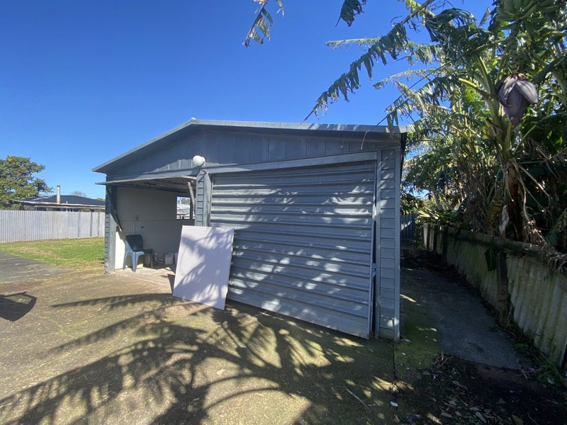11 Jury Place, Favona, Auckland - Carousel 14