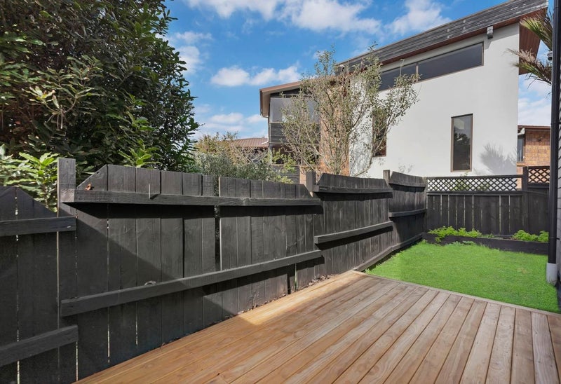 2D Gordon Stanley Drive, Massey, Auckland - Carousel 19
