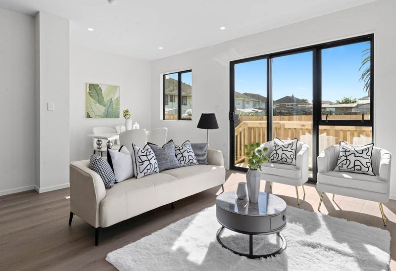 29D Raglan Street, Mangere East, Auckland - Carousel 14