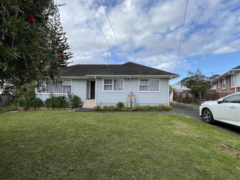 9 Cordelia Place, New Windsor, Auckland - Carousel 1
