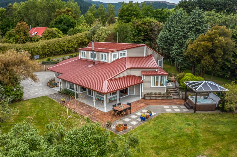50E Katherine Mansfield Drive, Whitemans Valley, Upper Hutt - Carousel 1