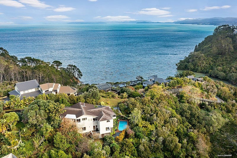 39C Cape Horn Road, Mount Roskill, Auckland - Carousel 1