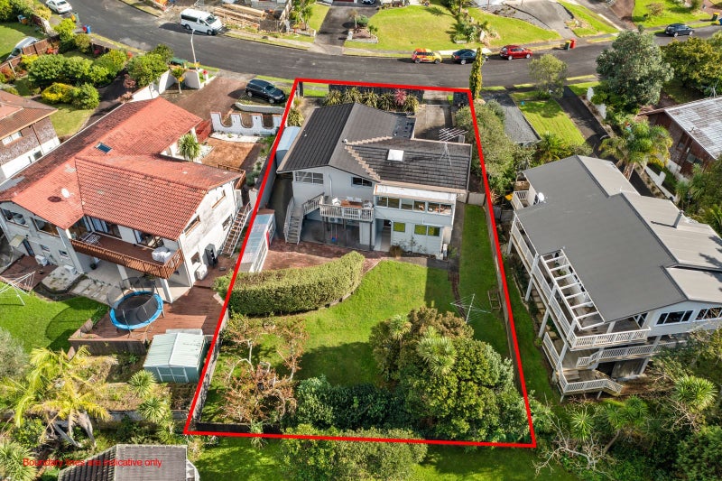 10 Robin Lane, Browns Bay, Auckland - Carousel 1