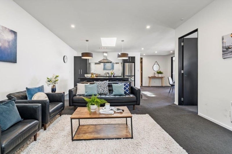 6D/8 Lipman Street, Mount Victoria, Wellington - Carousel 2