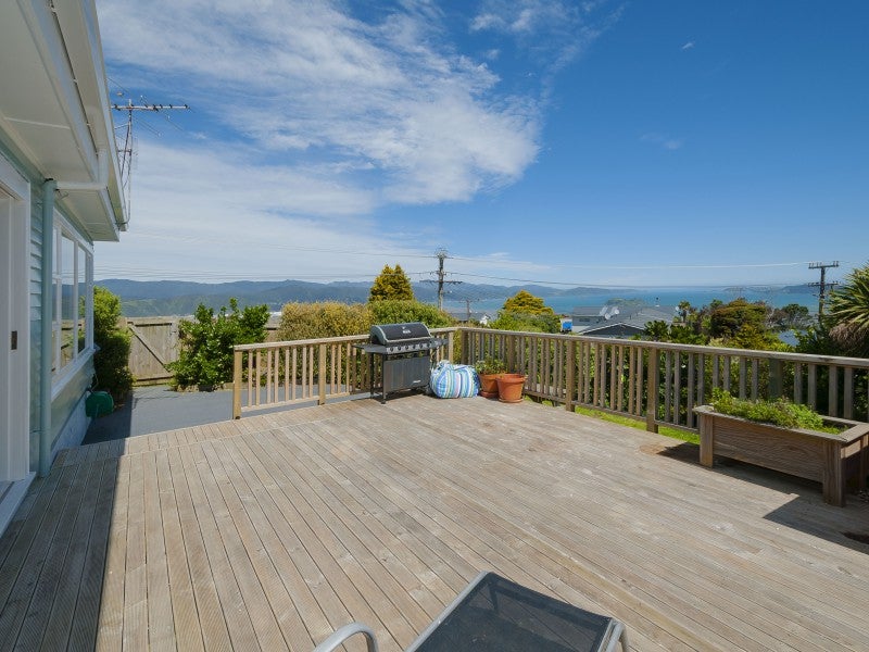 89 Maungaraki Road, Korokoro, Lower Hutt - Carousel 2