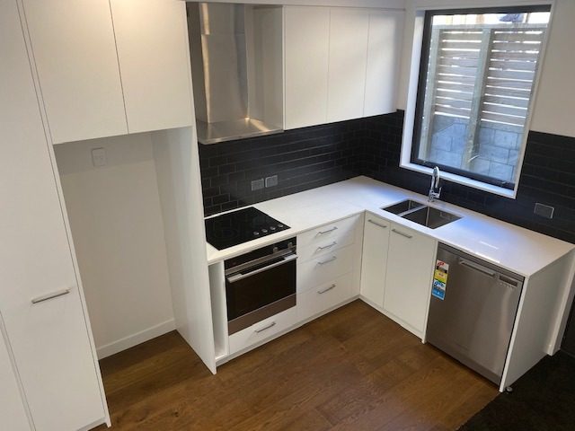 8 Rua Kai WAY, Brooklyn, Wellington - Carousel 2