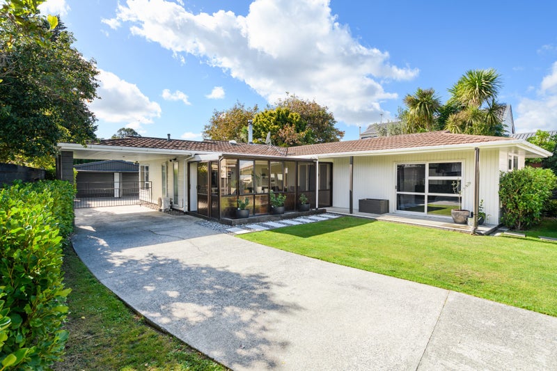 16 Lane Place, Awapuni, Palmerston North - Carousel 1