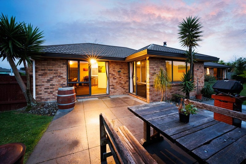 55 Meridian Grove, Kelvin Grove, Palmerston North - Carousel 1
