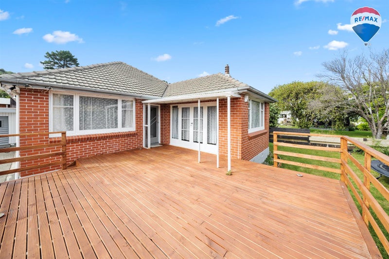 113 Stokes Valley Road, Stokes Valley, Lower Hutt - Carousel 1