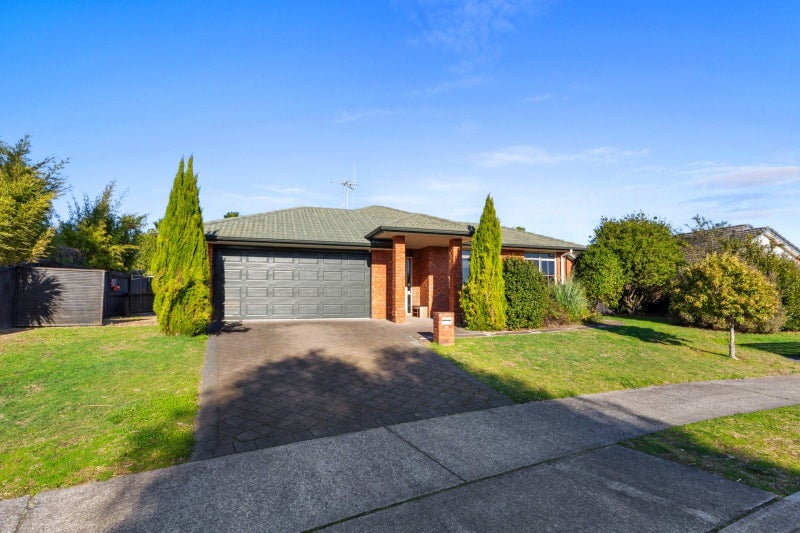 19 Carrington Drive, Papamoa Beach, Papamoa - Carousel 1