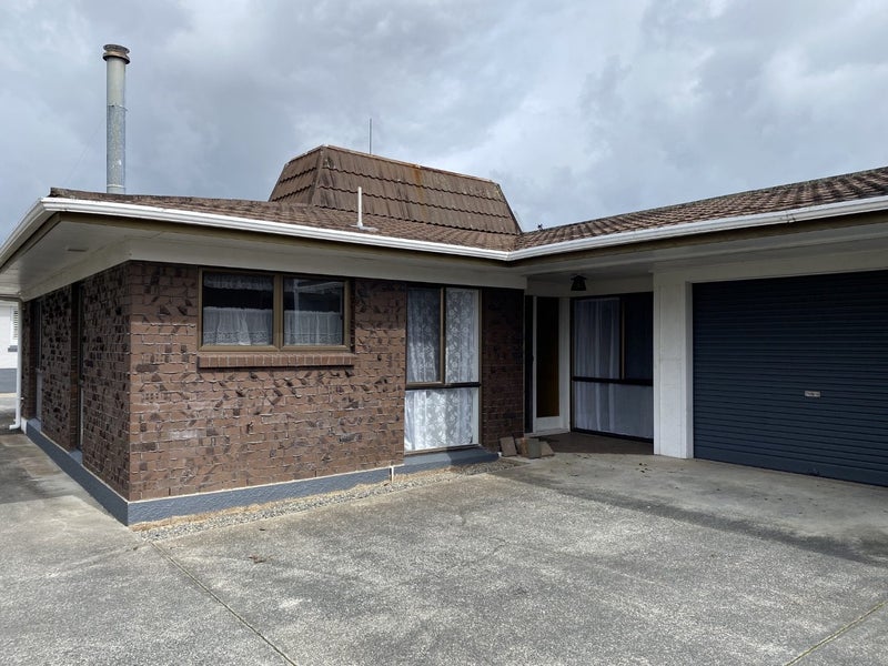 2/10 Percy Street, Kensington, Whangarei - Carousel 1