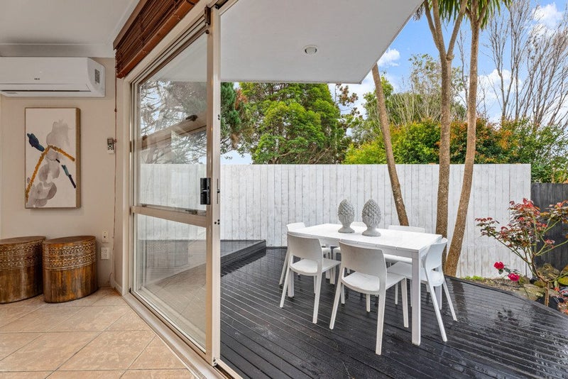 36A Howard Hunter Avenue, Saint Johns, Auckland - Carousel 1