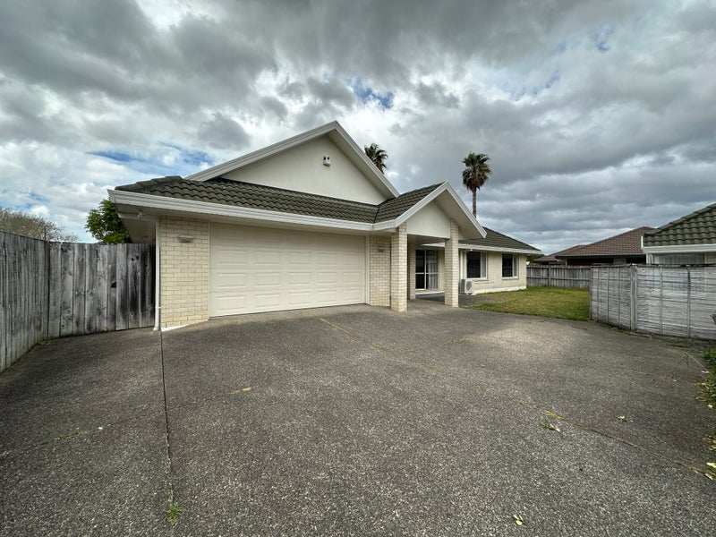 19 Glassonby Road, Northpark, Auckland - Carousel 1