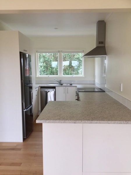 2/3 Shadwell Place, Glen Innes, Auckland - Carousel 2