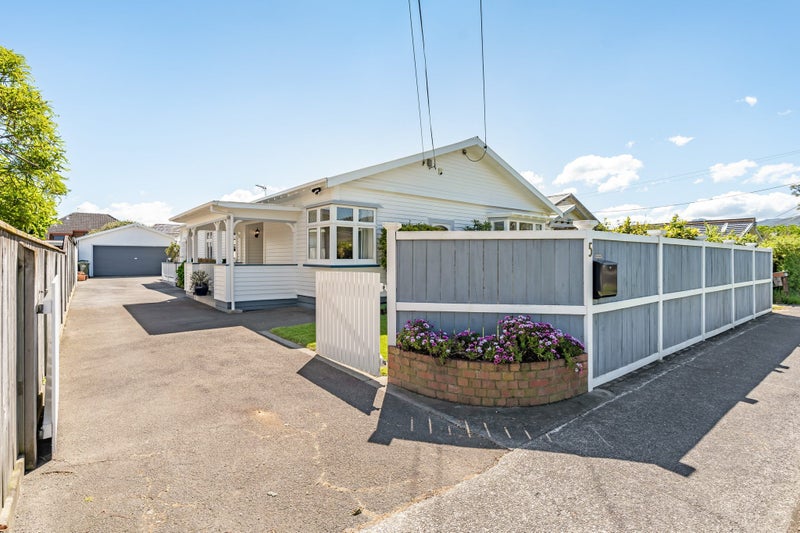 5 Copeland Street, Hutt Central, Lower Hutt - Carousel 1