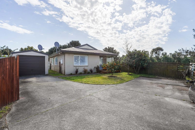 17D Belray Place, Papamoa Beach, Papamoa - Carousel 2