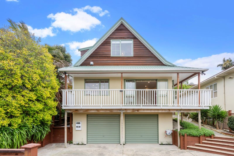 2/10 Sailfish Drive, West Harbour, Auckland - Carousel 1