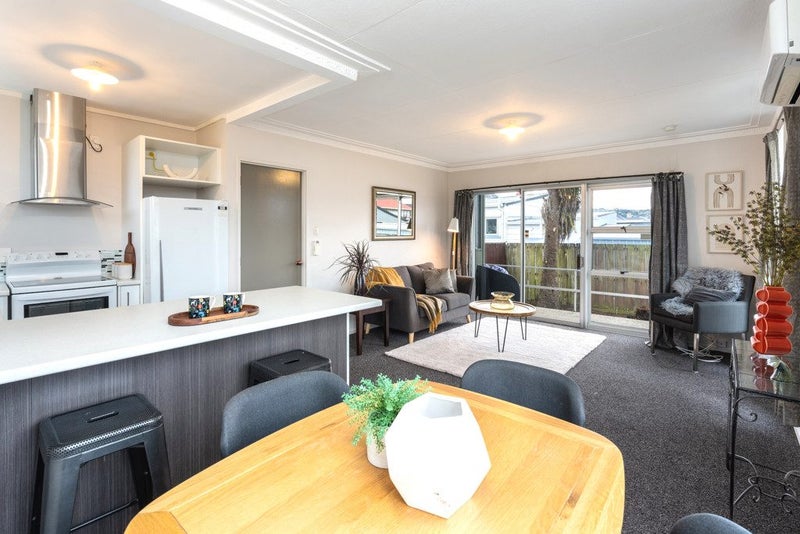 37B Plunket Street, Saint Kilda, Dunedin - Carousel 1