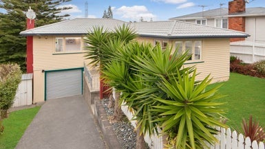 40 Mary Dreaver Street, New Windsor, Auckland - Carousel 1