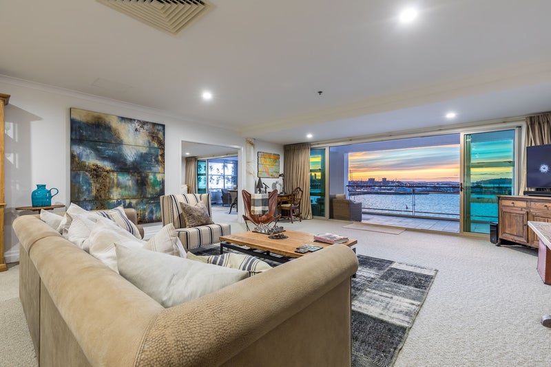 35/143 Quay Street, Auckland Central, Auckland - Carousel 2