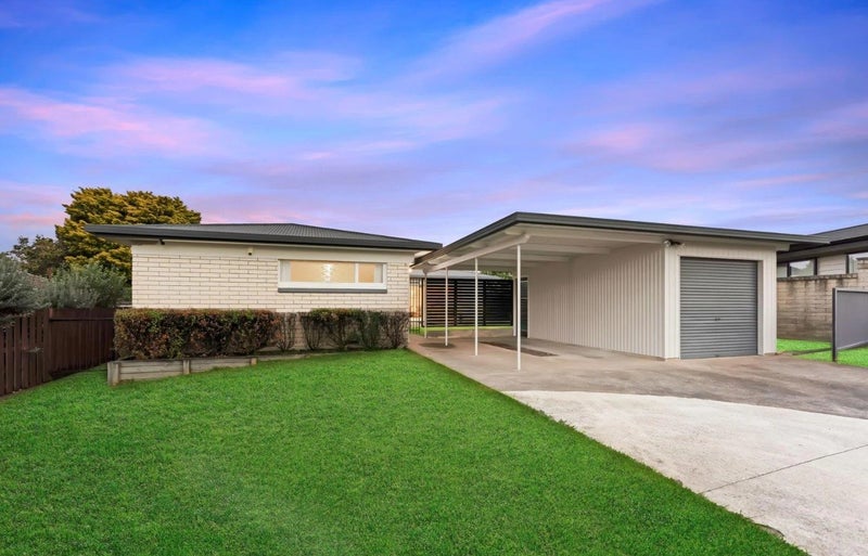 6 Lakeside Drive, Pahurehure, Papakura - Carousel 1