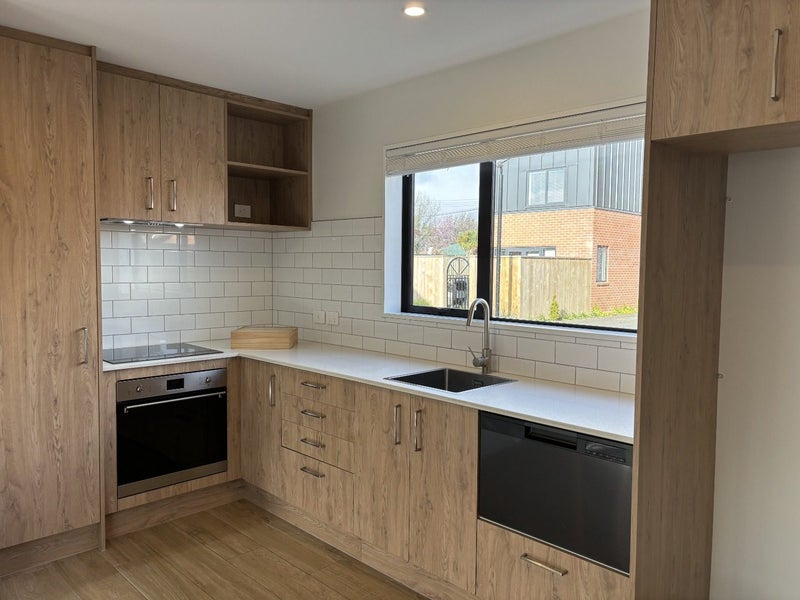 4/7 Boon Street, Sydenham, Christchurch - Carousel 2