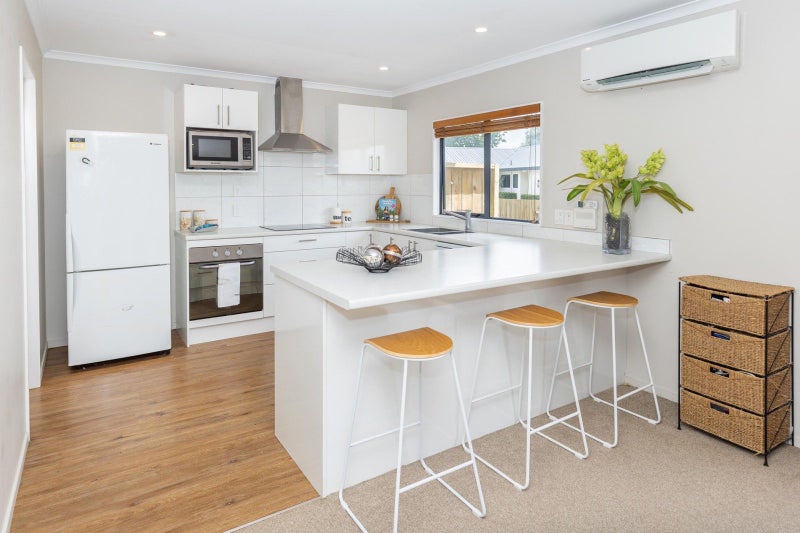 9 Ada Place, Fairview Downs, Hamilton - Carousel 2