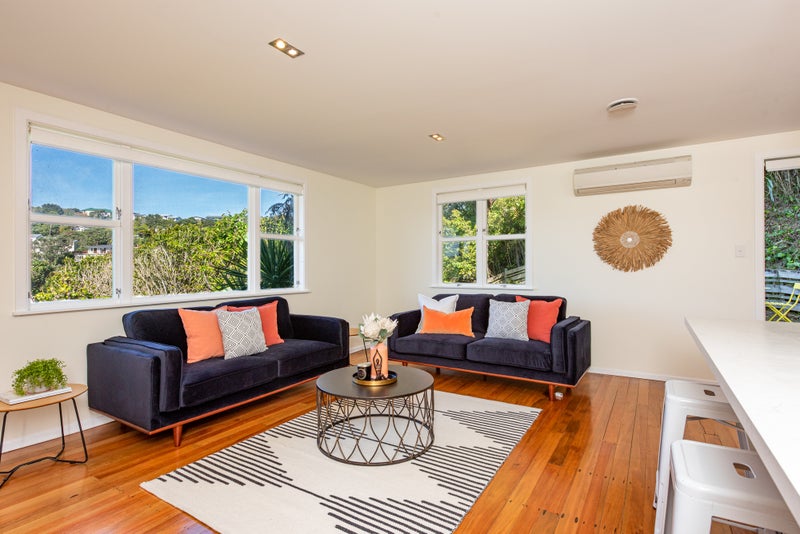 9 Wrights Hill Road, Karori, Wellington - Carousel 2