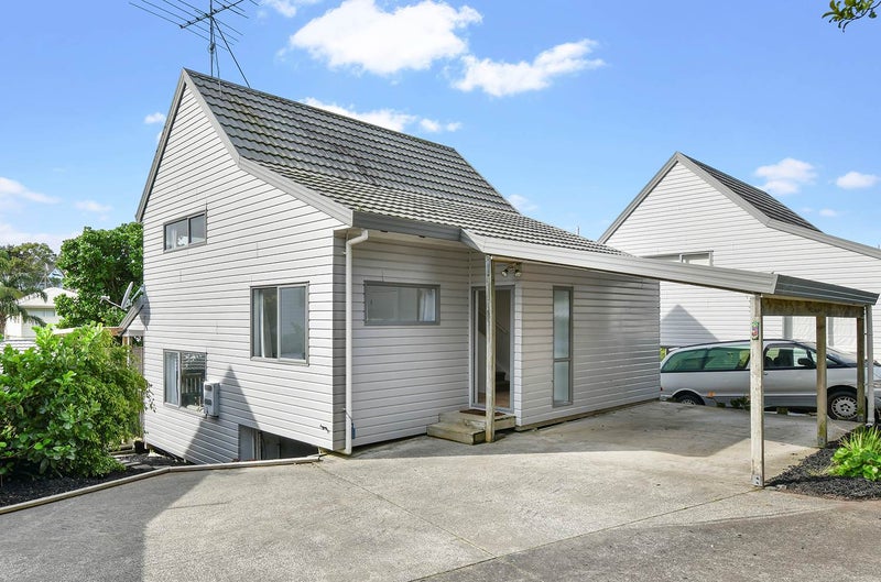 3 Logan Lane, Stanmore Bay, Whangaparaoa - Carousel 1