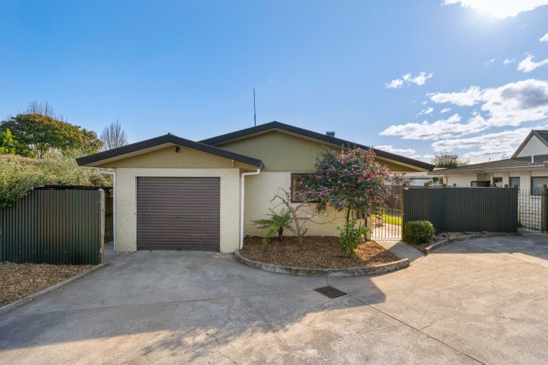 1/18A Ward Street, Springlands, Blenheim - Carousel 1