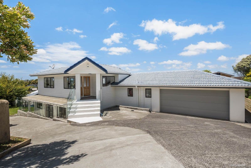 9 Wilmington Place, Forrest Hill, Auckland - Carousel 1