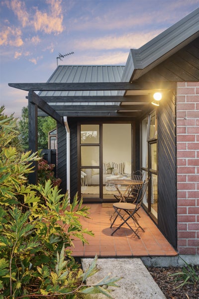 1/64 Searells Road, Strowan, Christchurch - Carousel 2