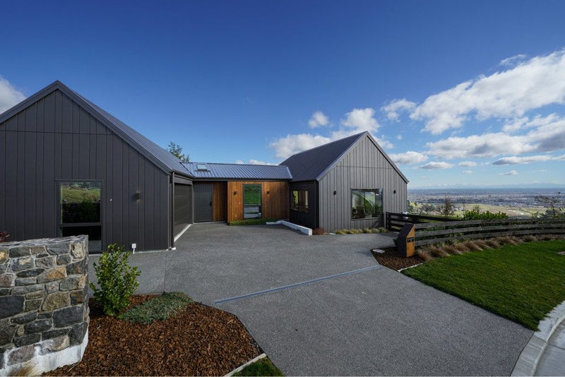 1 Eaglesfield Close, Westmorland, Christchurch - Carousel 17