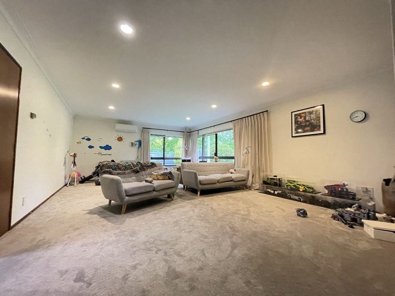 12 Coldham Crescent, Saint Johns, Auckland - Carousel 2