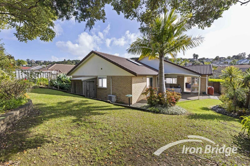6 Kate Sheppard Avenue, Torbay, Auckland - Carousel 2