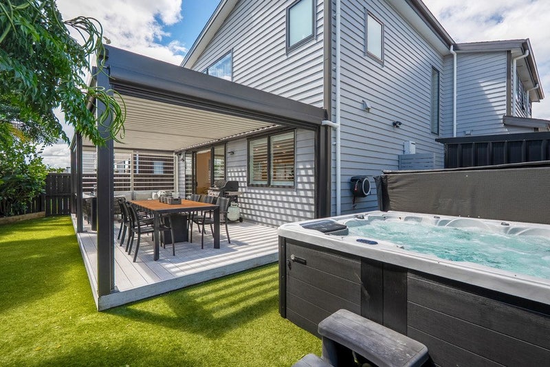 42 Myland Drive, Hobsonville, Auckland - Carousel 1