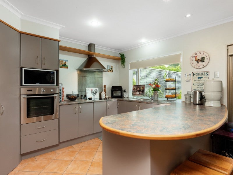 4 Rangataua Street, Welcome Bay, Tauranga - Carousel 19