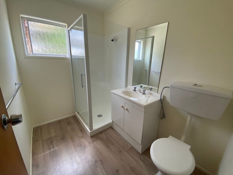 1/6 Crichton Place, Taradale, Napier - Carousel 9