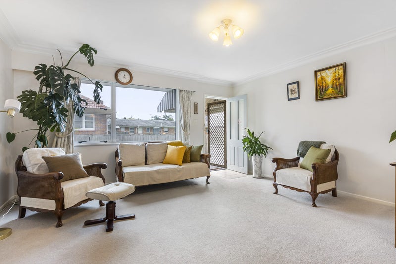 2/93 Symonds Street, Onehunga, Auckland - Carousel 2